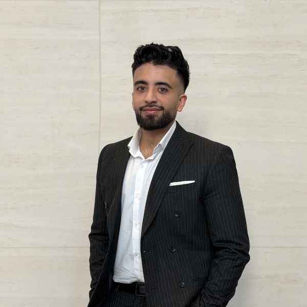 Arpit Ahuja, Associate